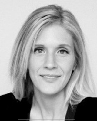 Photo of Dr. Elizabeth Hritz, Psychologist, PhD, MA