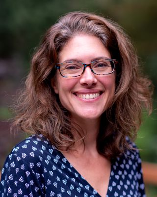 Photo of Nicole Casper, Pre-Licensed Professional