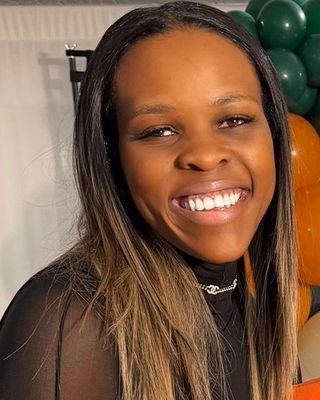 Photo of Oslynne Buckner, Clinical Social Work/Therapist, LMSW