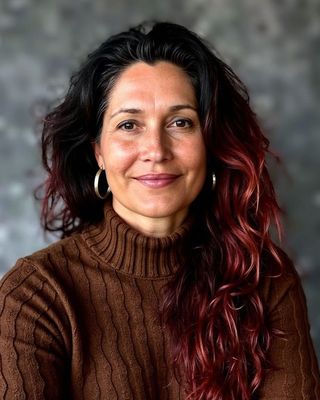 Photo of Alexandra Heynatz, Social Worker, MA, AMHSW