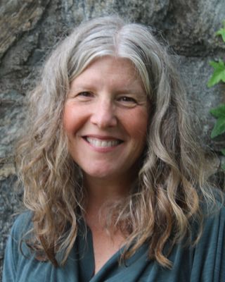 Photo of Liz Anderson, Clinical Social Work/Therapist, DSW, LCSW
