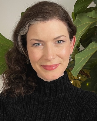 Photo of Lauren Maher, MA, LMFT, C-IAYT, Marriage & Family Therapist in Los Angeles