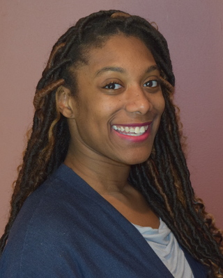 Photo of Roniqua Zimmermann, LCSW, Clinical Social Work/Therapist