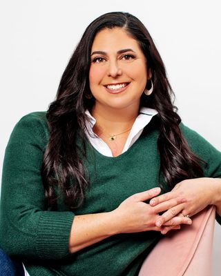 Photo of Amber Sperling - Amber Sperling Social Work & Psychotherapy Service, Registered Social Worker, MSW, RSW, PMH-C, EMDRIA