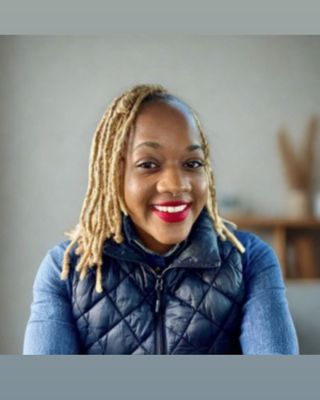 Photo of Chitia Washington, LPCA