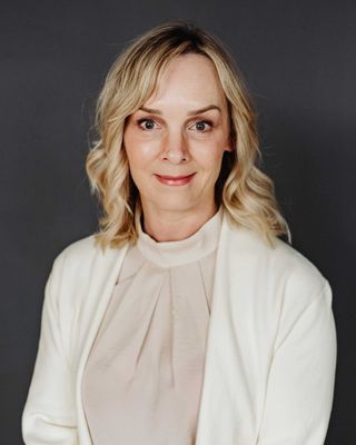Photo of Susan Robbins, Registered Psychotherapist, MA, RP, RMFT-S