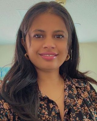 Photo of Suhana Patel, Registered Psychotherapist (Qualifying), MA