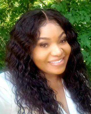 Photo of Glory Nwankwo, Psychiatric Nurse Practitioner, PMHNP