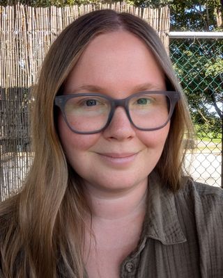 Photo of Naomi Hazlett, Occupational Therapist, BSc., MScOT, erg.