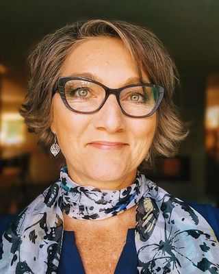 Photo of Bobbi Levesque, Counsellor, MCP, RCC, CCC