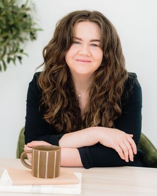 Photo of Julia Lynn Lloyd, MS, LMHC