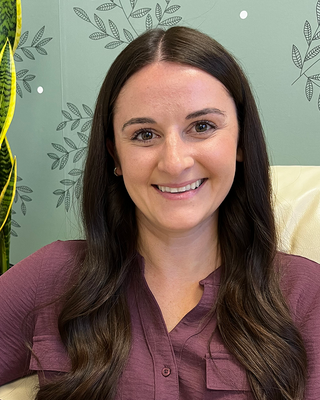 Photo of Erin Timmins, Registered Psychotherapist (Qualifying), RP (Q), MACP