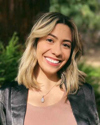 Photo of Alexis Mendez, Marriage & Family Therapist, LMFT