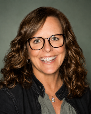 Photo of Kristen Anderson, Registered Psychotherapist, MMT, RP, MTA