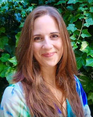 Photo of Dr Sarah Densham, Psychologist, PsychD, HCPC - Clin. Psych.