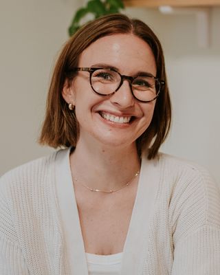 Photo of Ellie Miller - Ellie Miller Mindful Therapy, Clinical Social Work/Therapist, MSW, LCSW-C