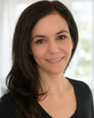 Photo of Bess M Roberts, Clinical Social Work/Therapist, LCSW, MSW