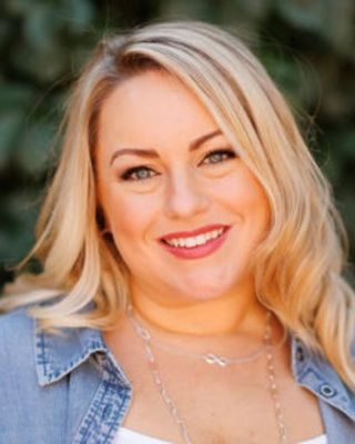 Photo of Manda Cook, Licensed Professional Counselor