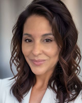 Photo of Dr. Karyn Hood, Psychologist, PhD, CPsych