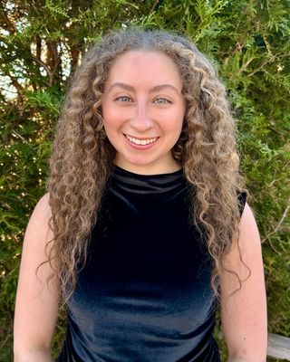 Photo of Rebecca Bargamian, LCSW Associate, MSW