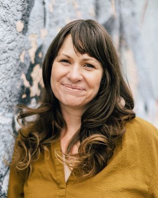 Photo of Jen Phippen, Clinical Social Work/Therapist, LCSW