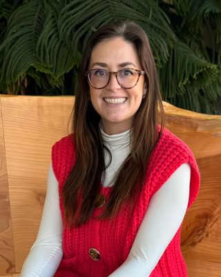 Photo of Chelsea Cotnoir, Clinical Social Work/Therapist, MSW, LICSW
