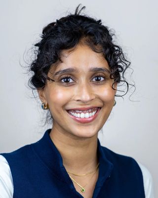 Photo of Iwona Abraham, Pre-Licensed Professional, BA