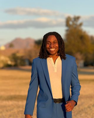 Photo of Donny Blount, Marriage & Family Therapist Associate, LAMFT
