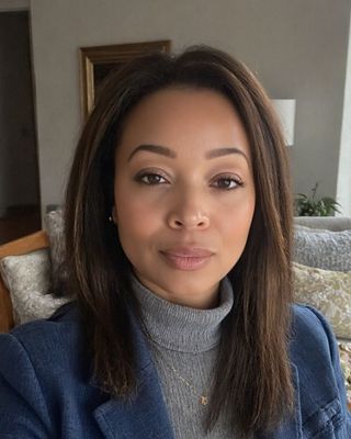 Photo of Dr. Tamira Robinson, Psychiatric Nurse Practitioner, DNP, PMHNP-, BC, ACNP-BC