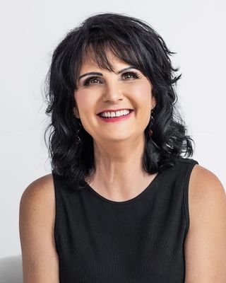 Photo of Lisa J Keller Salvaggio, Psychologist, PsyD, LP, MN, LPCC, ND