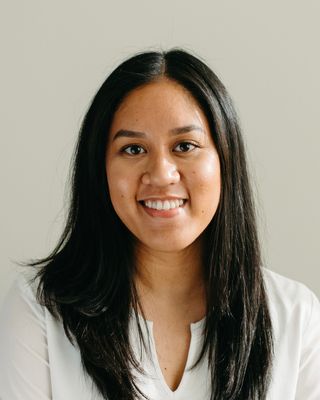 Photo of Eunice Mingollo, Registered Provisional Psychologist in Calgary, AB
