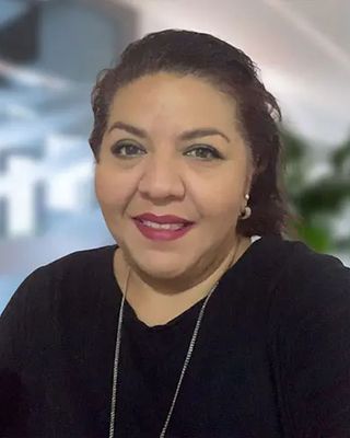 Photo of Veronica Viveros, LPC, Licensed Professional Counselor