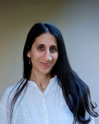 Photo of Parisa Rowhani-Farid, Counsellor, MC, ACA-L2