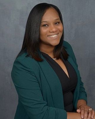 Photo of Rauneisha Larkins, Clinical Social Work/Therapist, LICSW