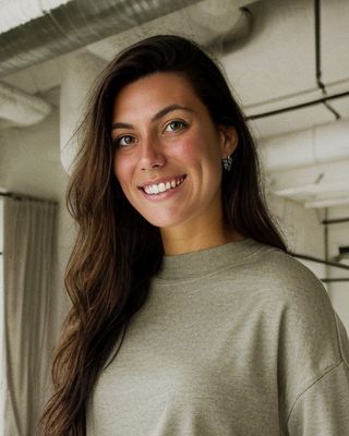 Photo of Cassandra Weik, Clinical Social Work/Therapist, LCSW, PMH-C