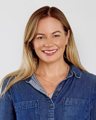 Photo of Annie Phillips, Clinical Social Work/Therapist, LMSW, LCSW, PMH-C, EMDR