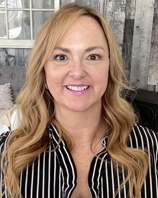 Photo of Melissa Bonnell, Counsellor, MAMFT , CCC