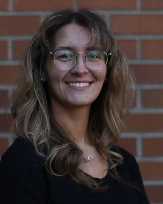 Photo of Payton Erdmann, Marriage & Family Therapist Associate, LAMFT