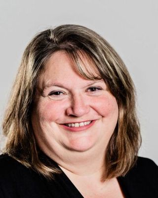 Photo of Jenni Bearden, Clinical Social Work/Therapist, LCSW, LSSW, RPT