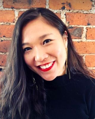 Photo of Lin Chen, Clinical Social Work/Therapist, LCSW, EMDR, IFS