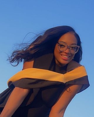 Photo of Shalonde Oliver, Clinical Social Work/Therapist, MSW, LSW