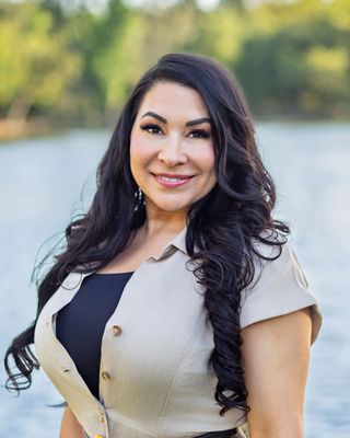Photo of Dr. Vanessa Marie Armas, Marriage & Family Therapist, PsyD, LMFT