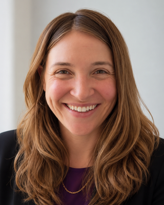 Photo of Jennifer Bloom, Clinical Social Work/Therapist, LCSW, LISW, LMSW