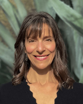 Photo of Alayne Faraone, Marriage & Family Therapist, LMFT