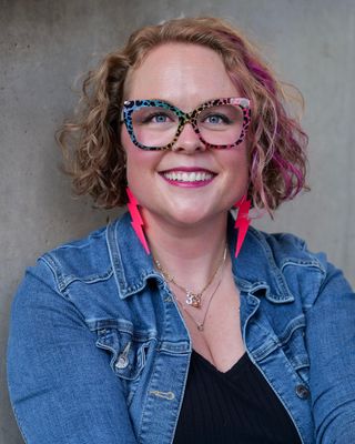 Photo of Ashley Forton, Clinical Social Work/Therapist, LLMSW