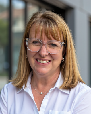 Photo of Moni Carroll, Clinical Social Work/Therapist, LISW