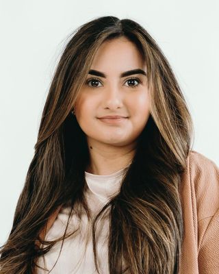 Photo of Karen Reyes-Cifuentes, Clinical Social Work/Therapist, LLMSW