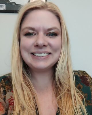 Photo of Colleen Steppa - Amity Counseling & Consultation - Colleen Steppa, Clinical Social Work/Therapist, MSW, MBA, LICSW, LCSW