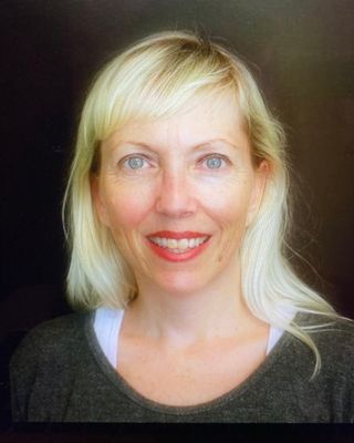 Photo of Lee Shields, RP, MA, Registered Psychotherapist