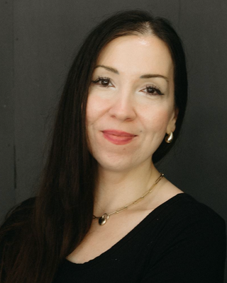 Photo of Lola Tasar, LCSW Associate, MSW, LCSWA